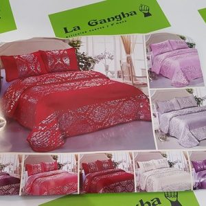 Juego de Edredón 3 Piezas. Compuesto por Edredón + 2 Fundas de Cojín. Varios colores.