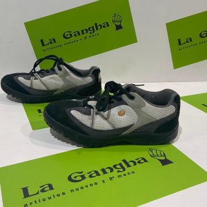 Zapatillas Ciclismo Montaña Yonic. Talla 37. Producto Segunda Mano