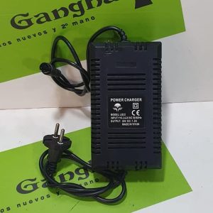 Cargador para Patinete 36V DC 1,5A. Model LB32. Producto Nuevo.
