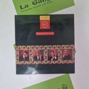 Disco Vinilo Level 42 Running in the family. Producto Segunda Mano